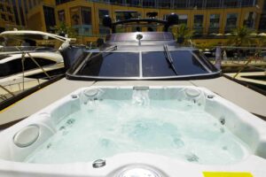 Luxury Yacht Rental in Dubai |Yacht Charter from 599 AED/Hour