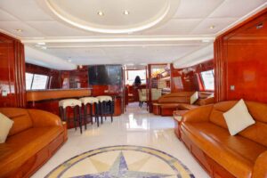 Luxury Yacht Rental in Dubai |Yacht Charter from 599 AED/Hour