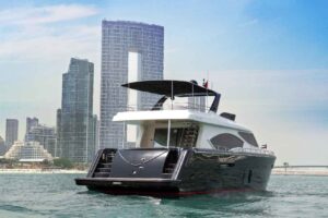 Luxury Yacht Rental in Dubai |Yacht Charter from 599 AED/Hour
