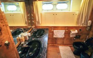 Dubai Yacht Rental |Special Offer from Just 599 AED/Hour