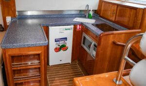 Boat Rental Dubai Marina | Luxury Boat Hire at just 599 AED/hour